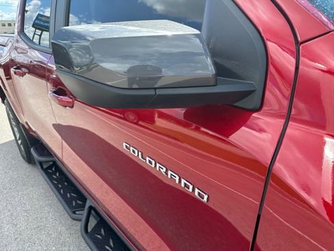 Used 2024 Chevrolet Colorado LT w/ LT Convenience Package II image 12