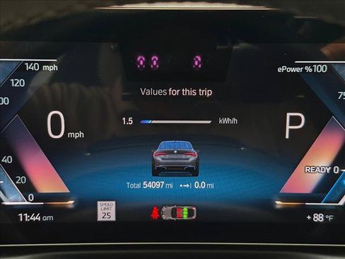 Used 2023 BMW i4 eDrive35 RWD image 8