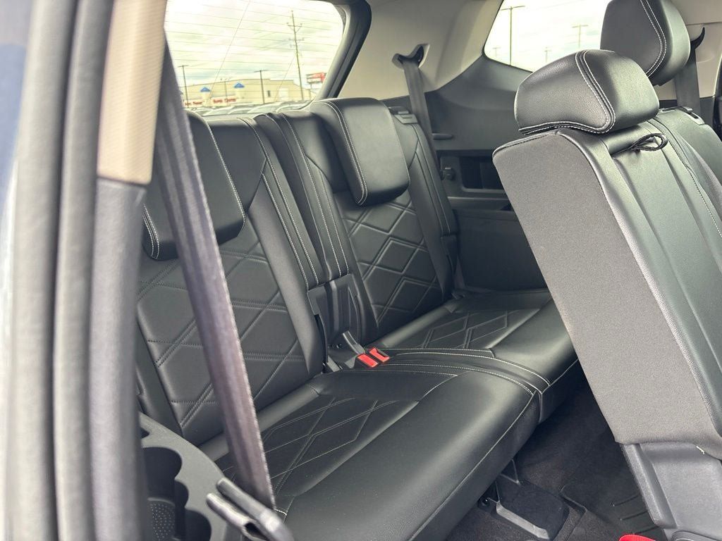 Used 2024 Volkswagen Atlas SE AWD/4WD image 30