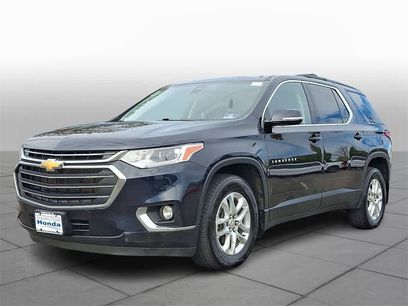 Used 2020 Chevrolet Traverse LT w/ Driver Confidence II Package