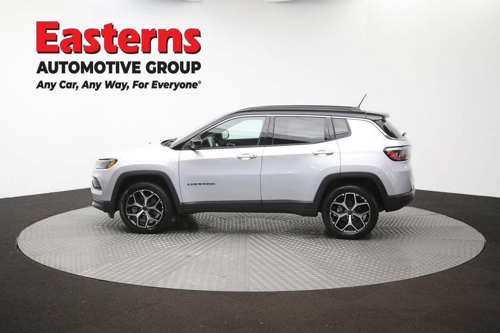 Used 2025 Jeep Compass Limited AWD/4WD image 60