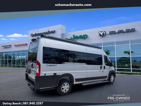 Used 2025 RAM ProMaster 3500 w/ Storage Group FWD image 7