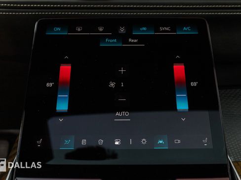 Used 2025 Cadillac Escalade Sport Platinum w/ LPO, Floor Liner Package image 26