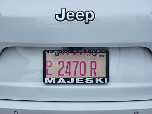 Used 2024 Jeep Grand Cherokee L Limited w/ Luxury Tech Group II image 13