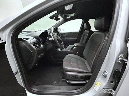 Used 2022 Chevrolet Equinox RS w/ Infotainment Package image 10