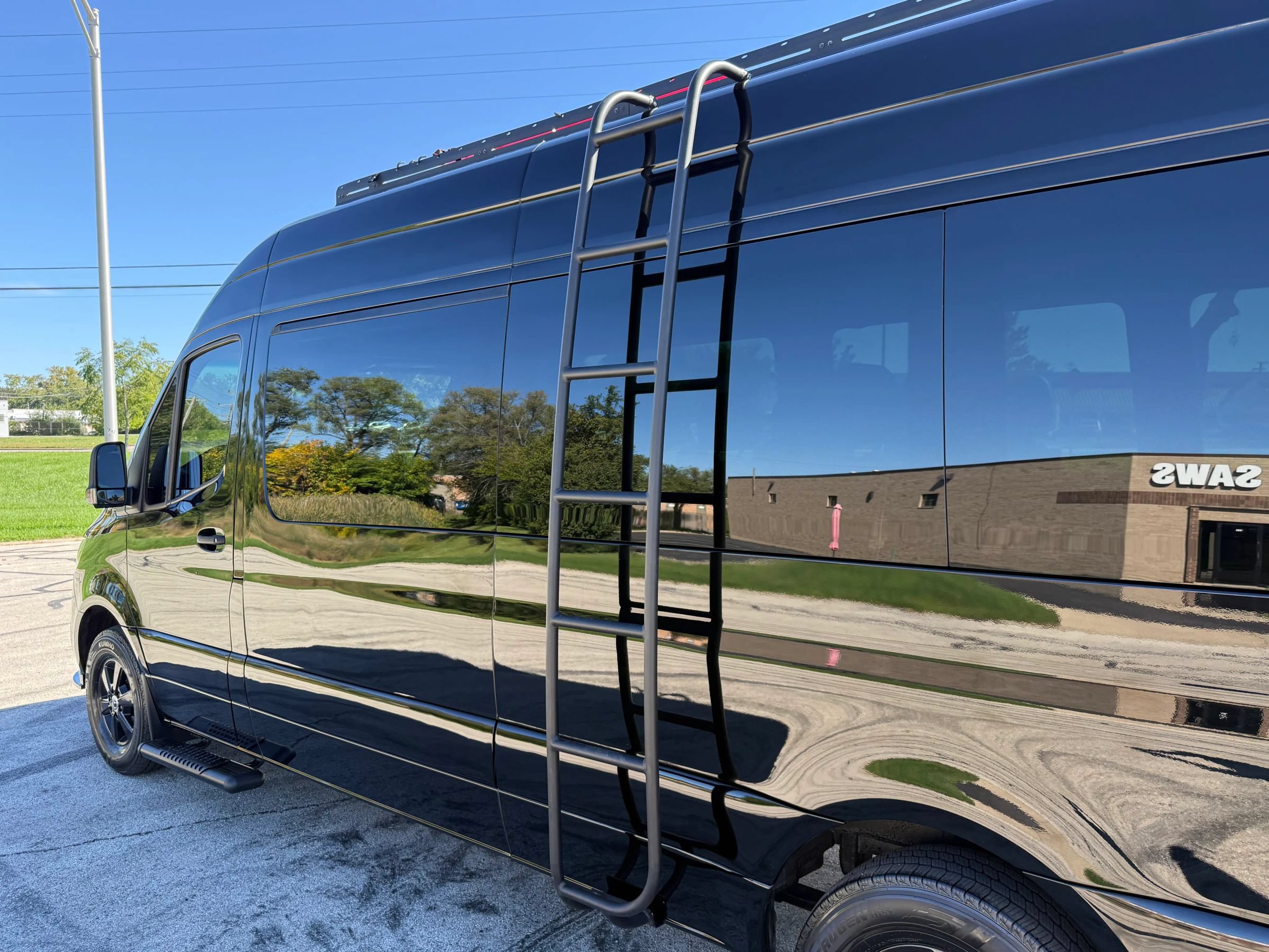 Used 2020 Mercedes-Benz Sprinter 2500 image 10