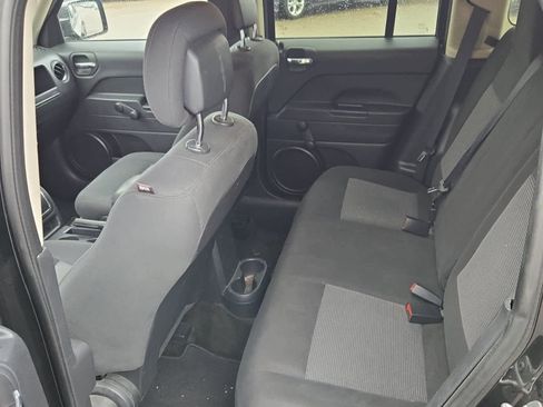 Used 2016 Jeep Patriot Sport image 12