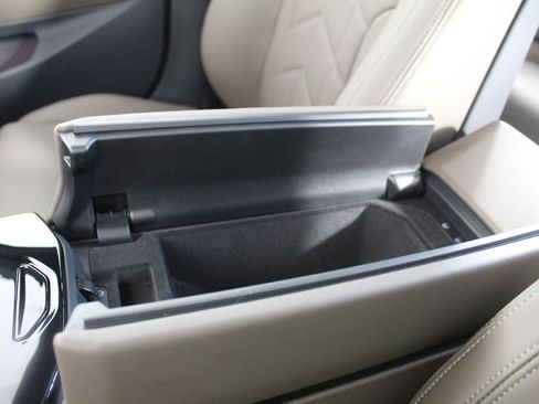 Used 2026 BMW i5 eDrive40 image 30