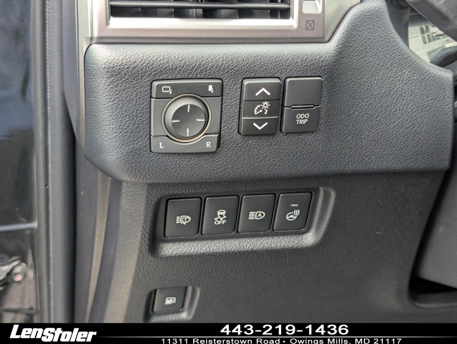 Used 2023 Lexus GX 460 Premium w/ Premium Package AWD/4WD image 26