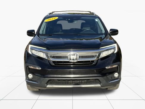 Used 2019 Honda Pilot Elite image 2