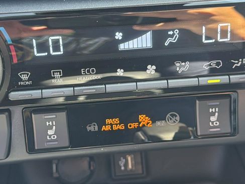 Used 2025 Toyota RAV4 XSE w/ Advanced Technology Package AWD/4WD image 23