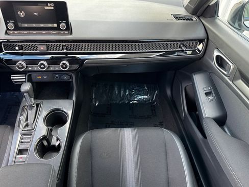 Used 2024 Honda Civic Sport image 28