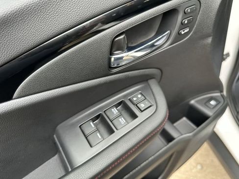 Used 2025 Honda Ridgeline Black Edition image 26