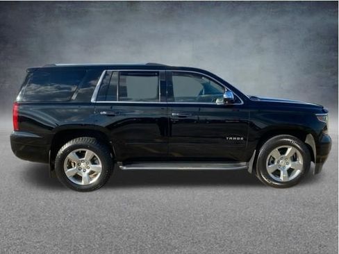 Used 2018 Chevrolet Tahoe Premier RWD image 8