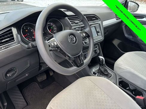 Used 2021 Volkswagen Tiguan S image 8