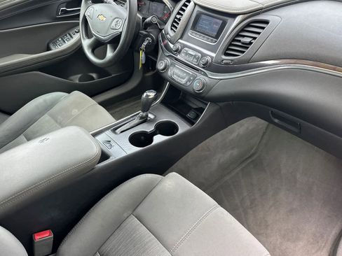 Used 2015 Chevrolet Impala LS image 16