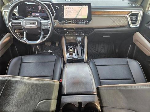 Used 2023 GMC Canyon Denali image 17