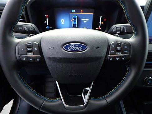 New 2026 Ford Maverick Lobo image 12