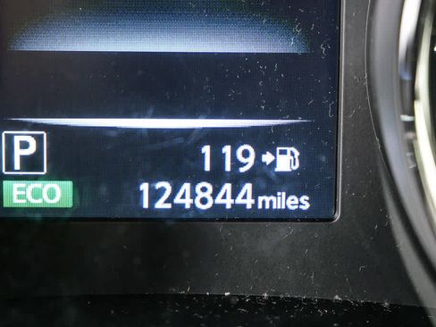 Used 2017 Nissan Rogue SV AWD/4WD image 8