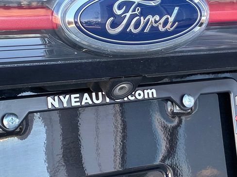 Used 2018 Ford Edge SEL w/ Equipment Group 201A AWD/4WD image 47