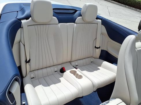 Used 2022 Mercedes-Benz E 450 Cabriolet w/ AMG Line image 12