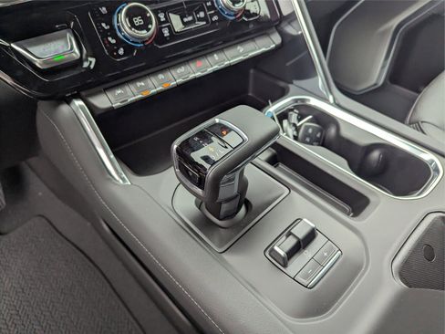 New 2026 GMC Sierra 1500 Denali AWD/4WD image 16