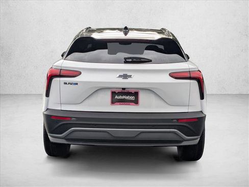 New 2026 Chevrolet Blazer EV LT image 8