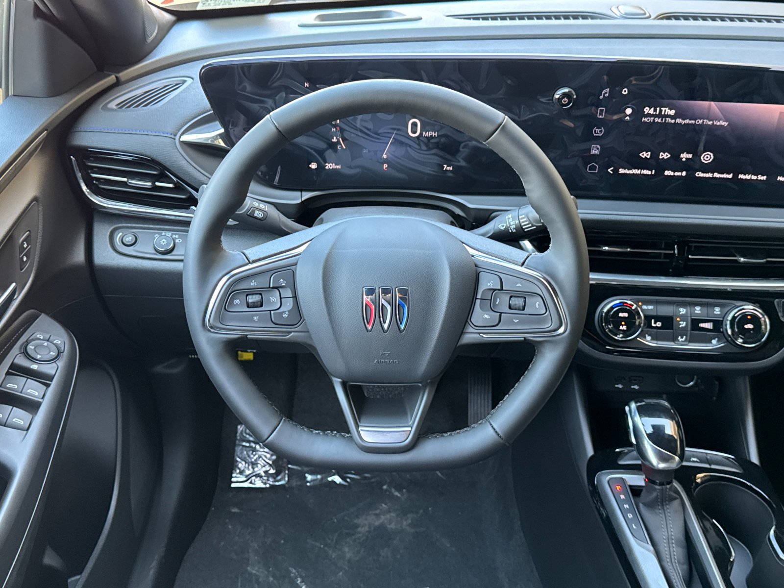 New 2026 Buick Envista Sport Touring w/ Convenience I Package FWD image 14