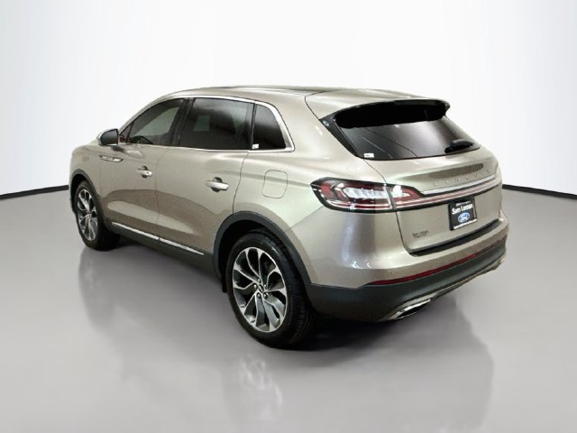 Used 2021 Lincoln Nautilus Reserve FWD image 5