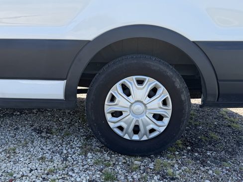 Certified 2023 Ford Transit 350 XLT RWD image 17
