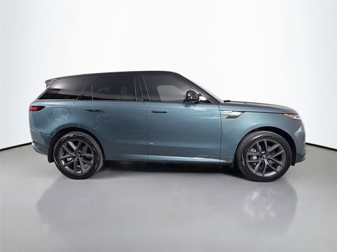 New 2025 Land Rover Range Rover Sport Dynamic SE AWD/4WD image 4