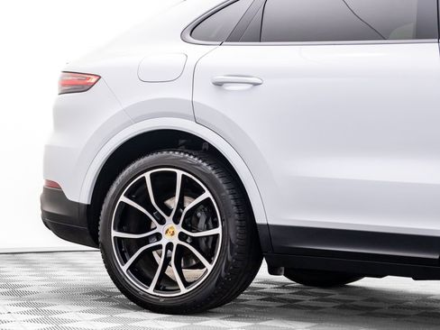 Certified 2023 Porsche Cayenne S image 36