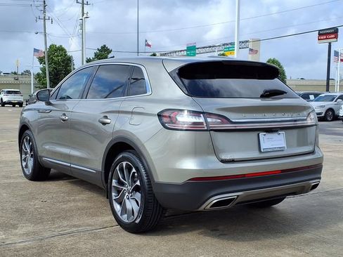 Certified 2023 Lincoln Nautilus Reserve w/ Luxury Package AWD/4WD image 23