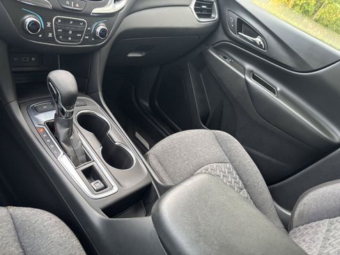 Used 2024 Chevrolet Equinox LT w/ LPO, Floor Liner Package AWD/4WD image 26