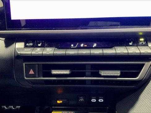 New 2026 Toyota Camry SE image 22