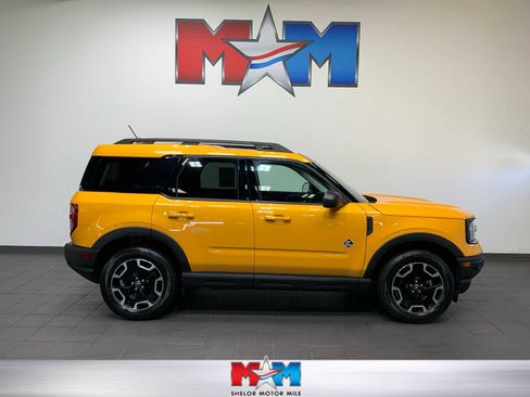 Used 2023 Ford Bronco Sport Outer Banks w/ Tech Package image 1