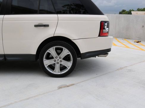 Used 2010 Land Rover Range Rover Sport Supercharged AWD/4WD image 58
