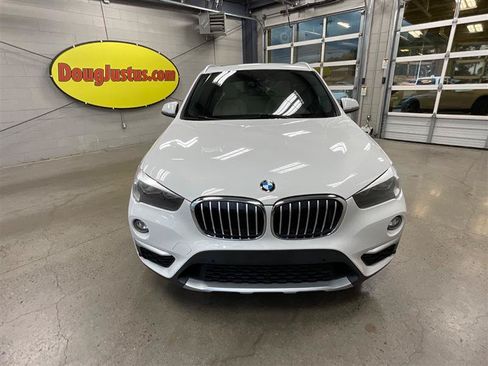 Used 2018 BMW X1 sDrive28i FWD image 8