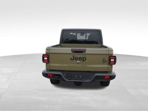 New 2025 Jeep Gladiator Willys image 4