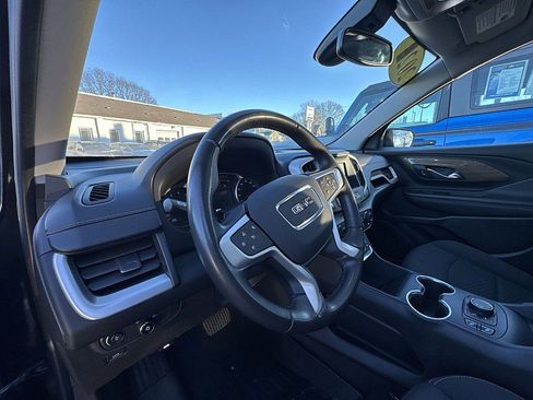 Used 2021 GMC Terrain SLE w/ Driver Convenience Package image 10