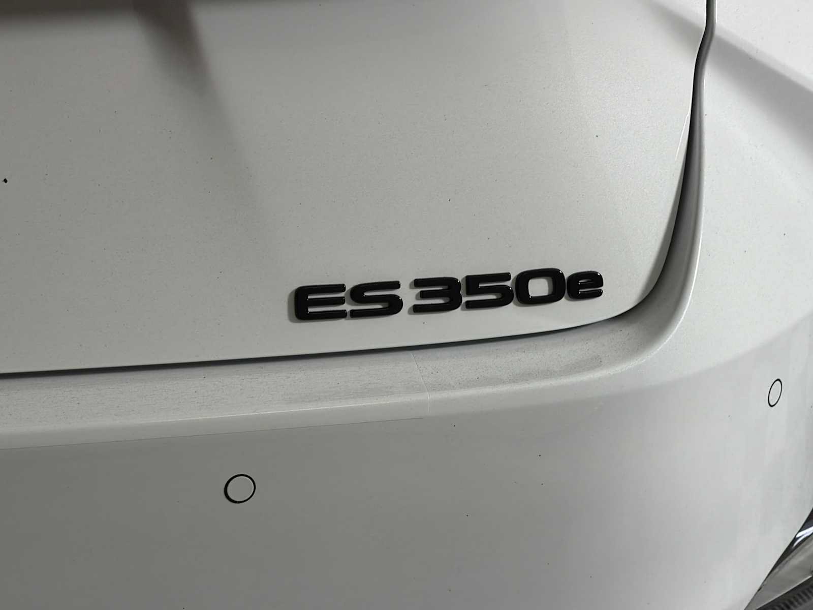 New 2026 Lexus ES 350e w/ Convenience Package FWD image 7
