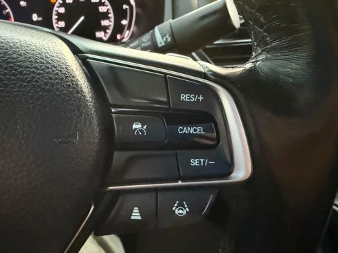 Used 2022 Honda Accord Sport image 22