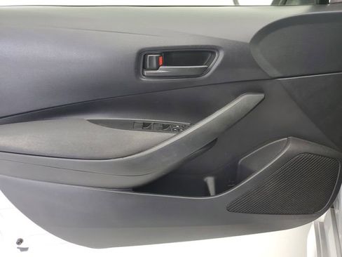 Used 2022 Toyota Corolla LE image 20