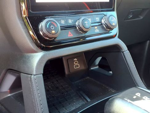 Used 2025 Ford Ranger Raptor AWD/4WD image 19