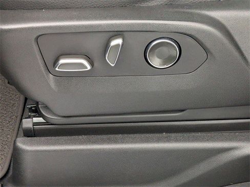 Certified 2021 GMC Yukon Denali w/ Denali Premium Package image 25