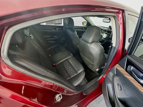 Used 2016 Nissan Maxima Platinum FWD image 27