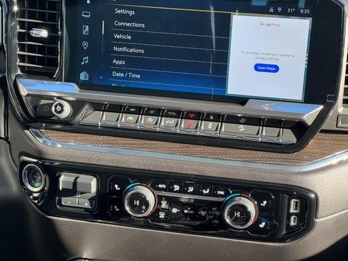 Used 2024 Chevrolet Silverado 1500 RST image 13