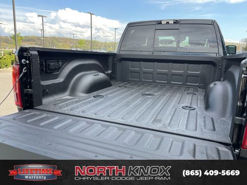 New 2026 RAM 2500 Laramie AWD/4WD image 20