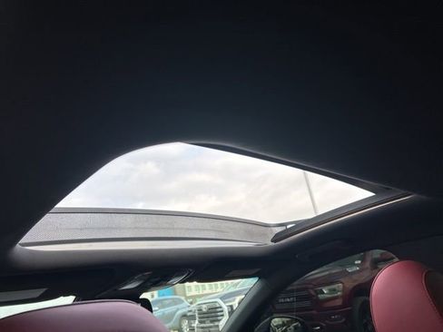 Used 2019 Kia Stinger GT2 image 10