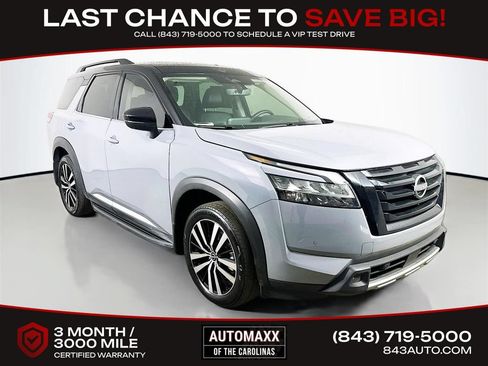 Used 2023 Nissan Pathfinder Platinum w/ Lighting Package (N93) FWD image 1